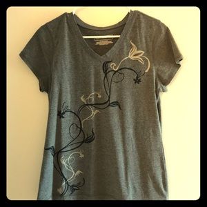 Grey vneck with floral design